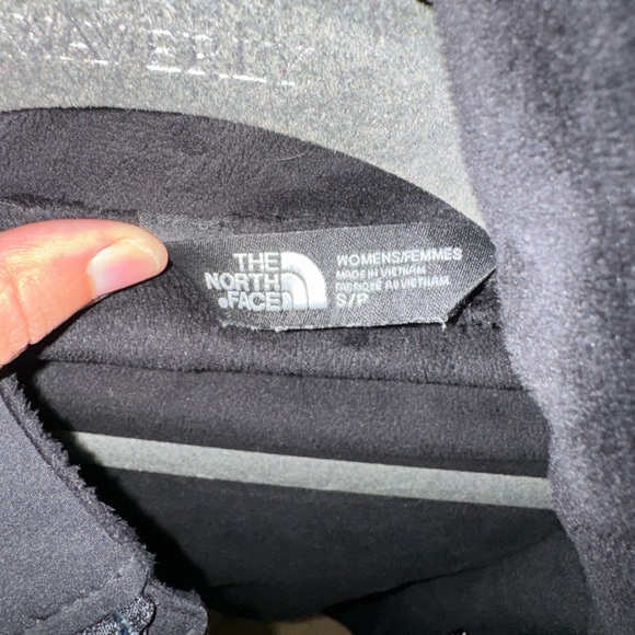 Women’s Shelbe Raschel Hoodie Jacket - Picture 4 of 5